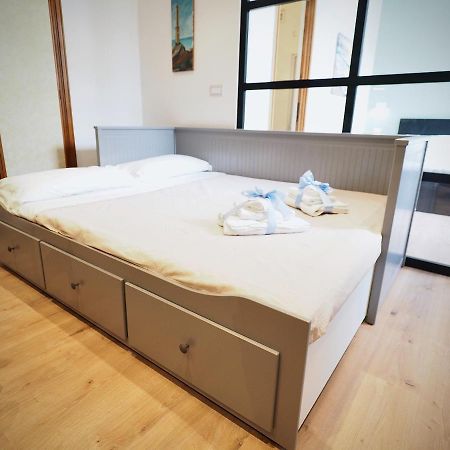 Studio Sottoripa 87A Di Fronte All'Acquario - Genovabnb It Екстериор снимка
